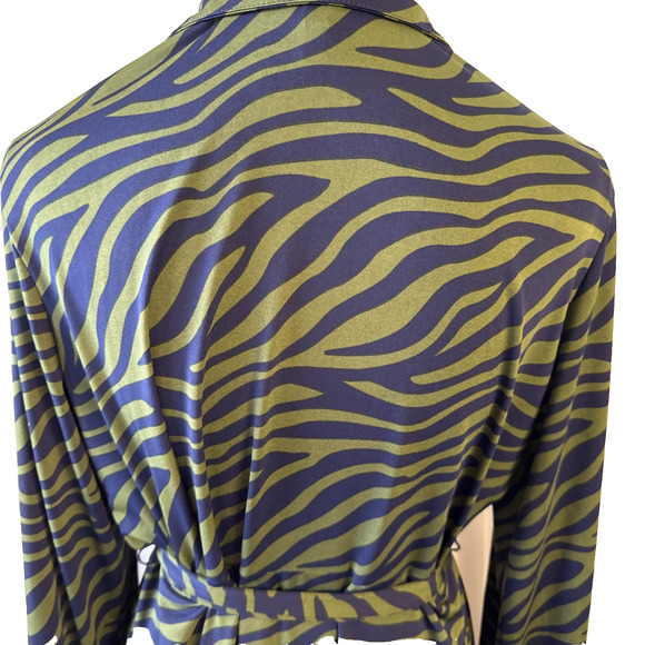 Eloquii Elements Green/ Black Zebra Print Button Down Midi Dress Size 14 - Picture 10 of 14